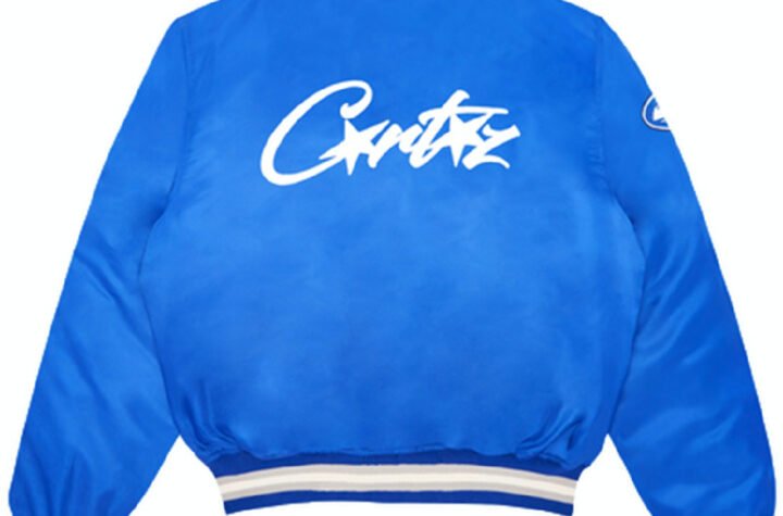 Corteiz-Stadium-Jacket-in-Blue