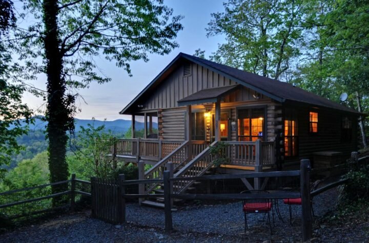 Hatfield Mccoy trail cabins