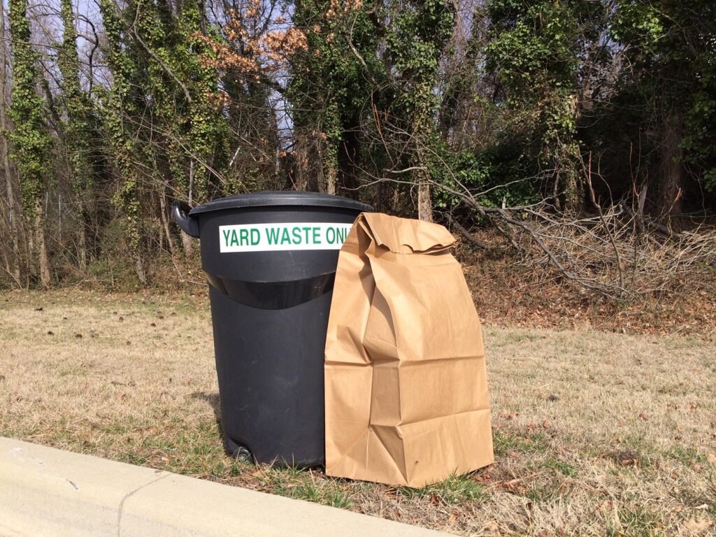 Yard Waste Removal in Oakhurst