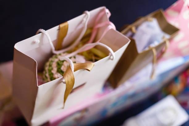 Luxury Wedding Gift Bags: Charm Your Gifting