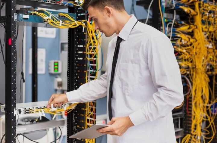 IT support and maintenance services