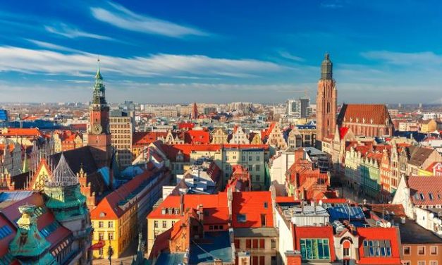 Traveling to Poland – Where the Old World Still Breathes