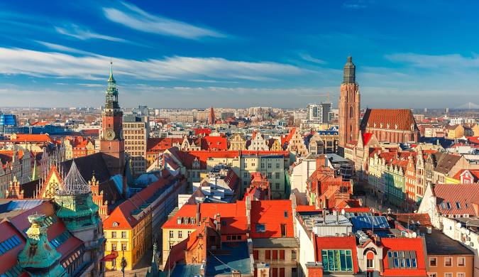 Traveling to Poland – Where the Old World Still Breathes