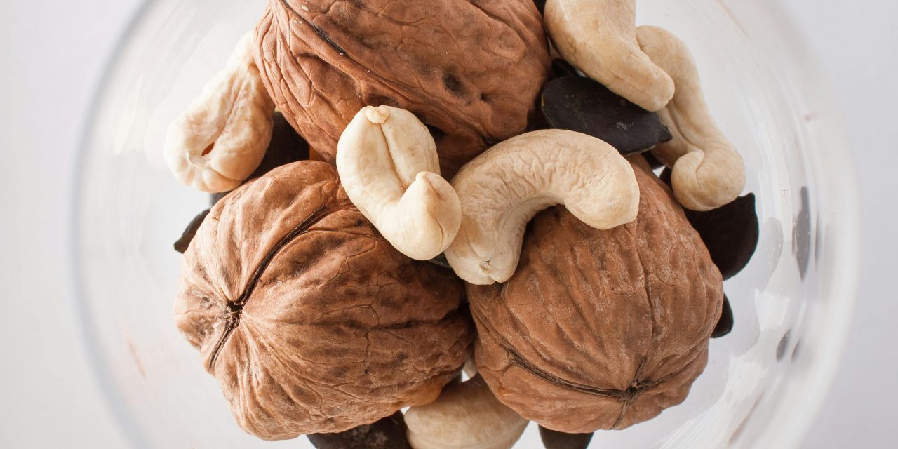 The Health Benefits of Natural Nuts