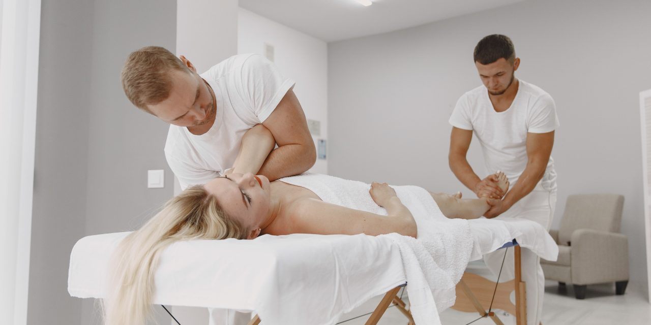 How a Deep Tissue Massager Transforms Routine
